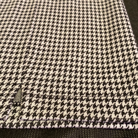FREE in a bundle. Houndstooth mini skirt zip back JOLT perfect fall wardrobe - Picture 7 of 13